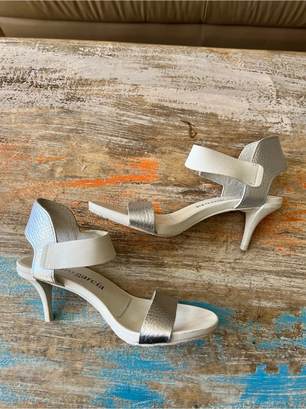 Pedro Garcia Silver and Cream Two-Strap Heeled Sandal Size 40.5/10 1/2